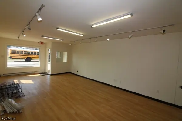 44 Hwy 31  Suite A, Raritan Twp., NJ 08822