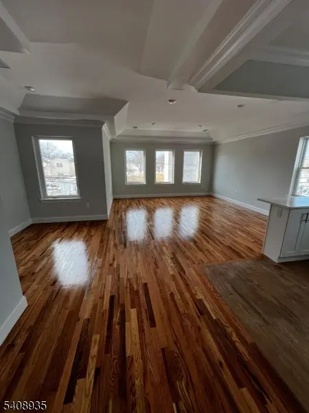 570 S 12Th St #1, Newark City, NJ 07103