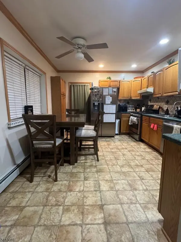 56 Grandview Ave, North Plainfield Boro, NJ 07060