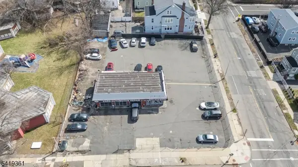 382 S Clinton St, East Orange City, NJ 07018