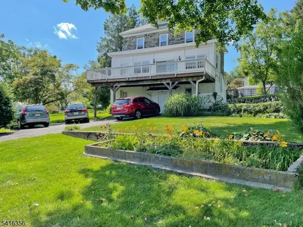 17 Hillside Ave, Netcong Boro, NJ 07857