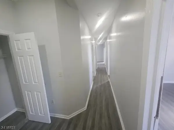 150 Broad St #3C, Newark City, NJ 07104