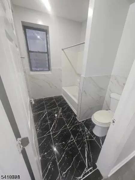 150 Broad St #3C, Newark City, NJ 07104