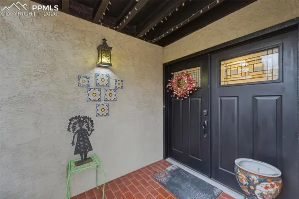 1098 Fontmore RD #B, Colorado Springs, CO 80904