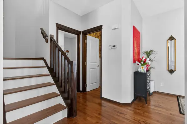 407 New Brighton PL SE, Calgary, AB T2Z 4W5