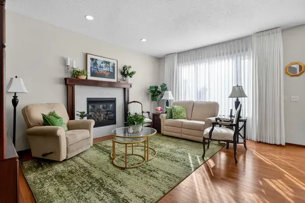 407 New Brighton PL SE, Calgary, AB T2Z 4W5