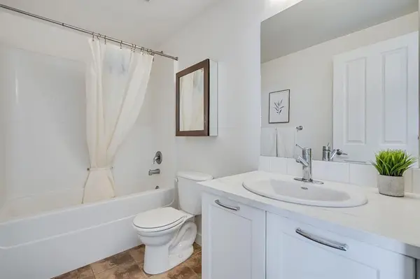 3830 Brentwood RD NW #1410, Calgary, AB T2L 2J9