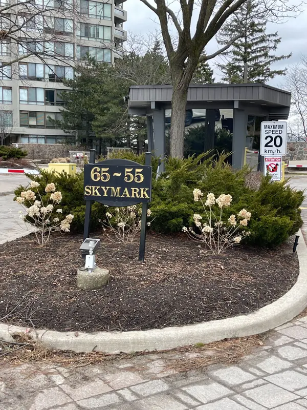 65 Skymark DR #1406, Toronto C15, ON M2H 3N9