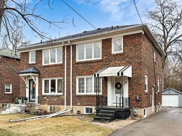 39 Brentcliffe RD, Toronto C11, ON M4G 3Y4
