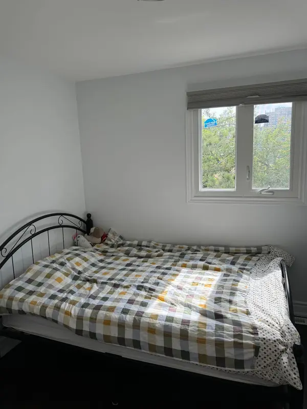 82 Muirlands DR, Toronto E07, ON M1V 2B4