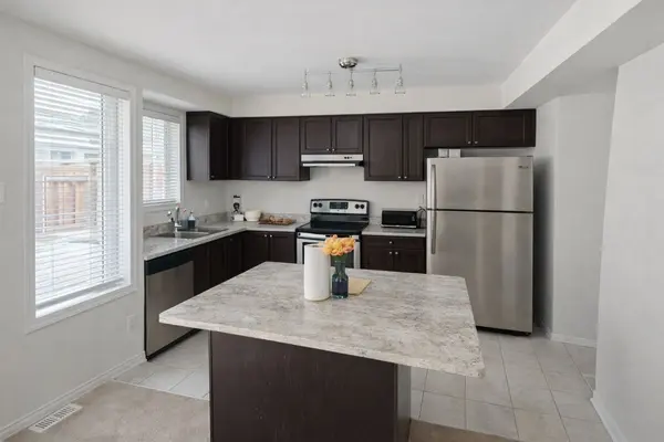 9 Bazin RD, Ajax, ON L1Z 0N1