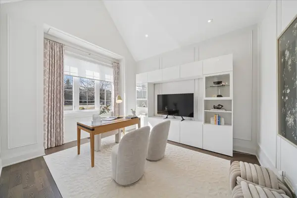 93 Colston AVE, Whitby, ON L1M 1C1