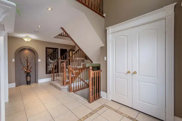 1703 Rockwood DR, Pickering, ON L1V 6R3