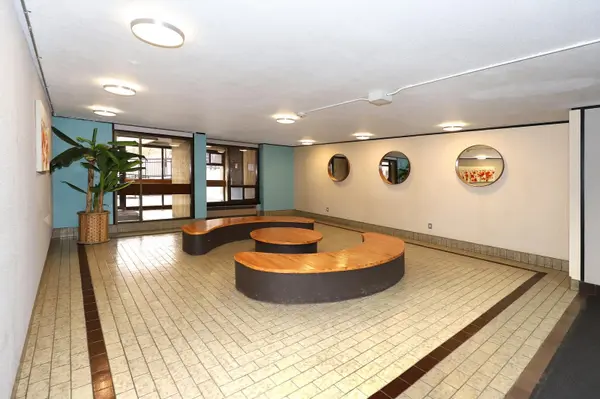 3 Massey SQ #2202, Toronto E03, ON M4C 5L5