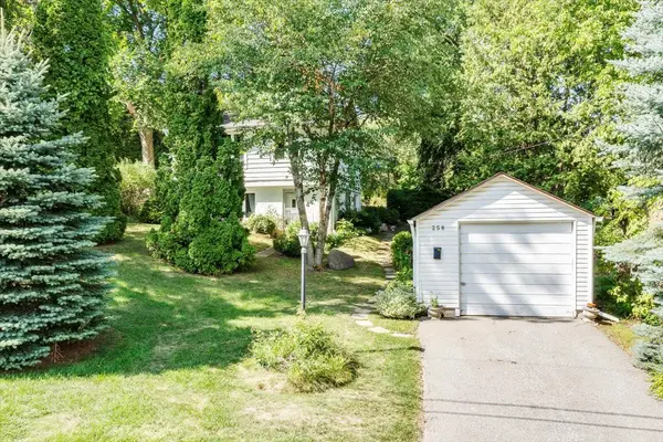 258 Lakeview BLVD, Georgina, ON L4P 2Y3