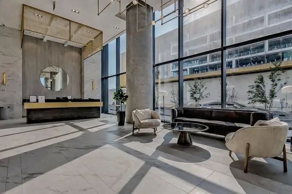 5 Buttermill AVE #502, Vaughan, ON L4K 0J7