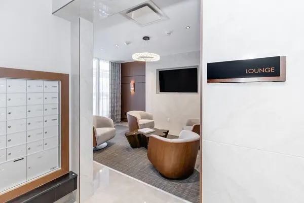 1 Hume ST #219, Collingwood, ON L9Y 0X3