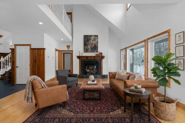 18 Trillium TRL, Oro-medonte, ON L0K 1E0