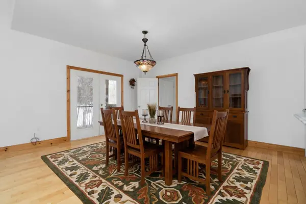 18 Trillium TRL, Oro-medonte, ON L0K 1E0