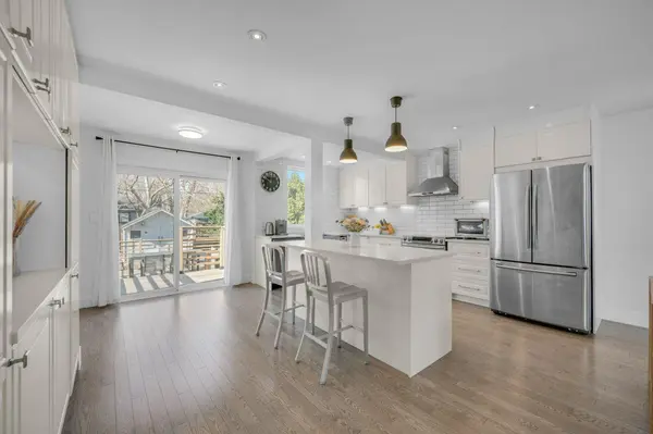 628 Ardleigh CRES, Burlington, ON L7L 4K8