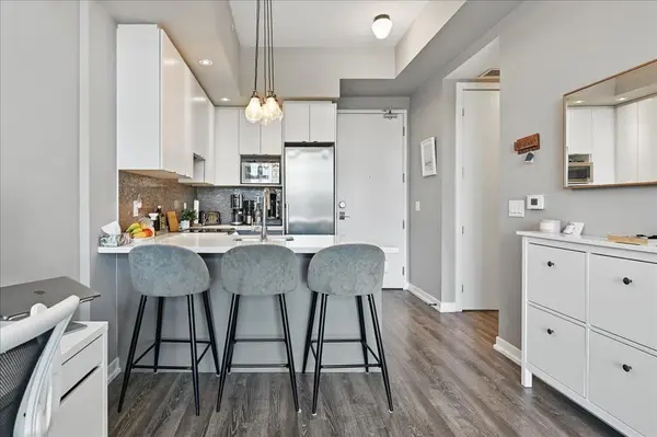 457 Plains RD E #420, Burlington, ON L7T 0B8