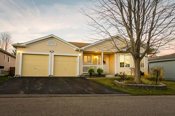 156 Gracehill CRES, Hamilton, ON L8B 1A5