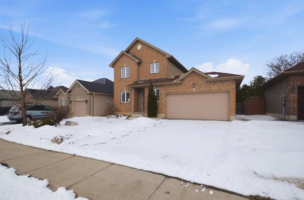 28 Tompkins CT, Norwich, ON N0J 1P0