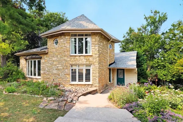 4004 Armitage AVE, Constance Bay - Dunrobin - Kilmaurs - Woodlawn, ON K0A 1T0