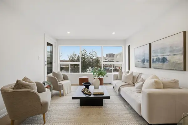 1490 Heron RD #202, Hunt Club - South Keys And Area, ON K1V 6A5