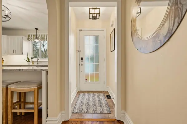 38 Parker AVE, Hamilton, ON L9G 1A7