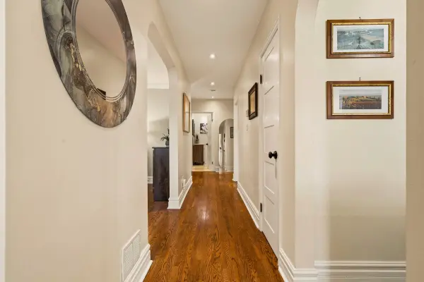 38 Parker AVE, Hamilton, ON L9G 1A7