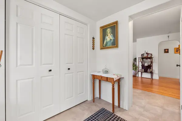 10 Cheer DR, Brighton, ON K0K 1H0