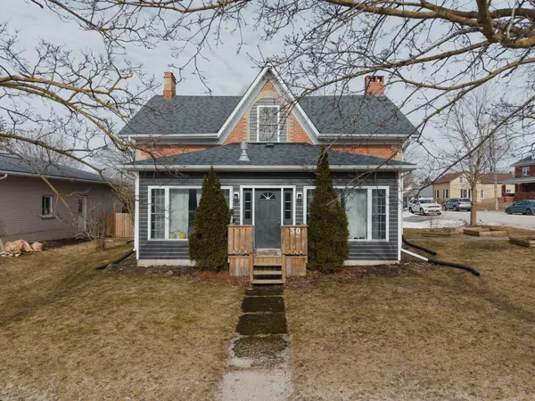 30 Arthur ST W, Minto, ON N0G 1Z0
