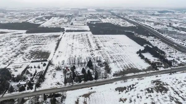 2095 Hamilton RD, London South, ON N6M 1G1