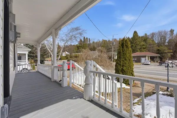 28 George ST, Brighton, ON K0K 1H0