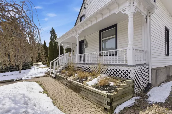 28 George ST, Brighton, ON K0K 1H0