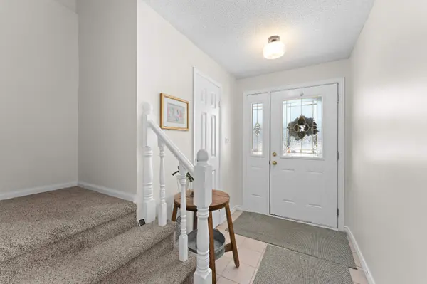 115 Wright CRES #1, Kingston, ON K7L 4T8