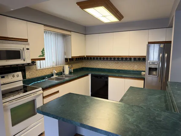 206 Rickson AVE, Guelph, ON N1G 4Y6