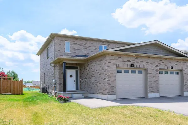 58 Peachleaf LN, Norfolk, ON N0E 1Y0