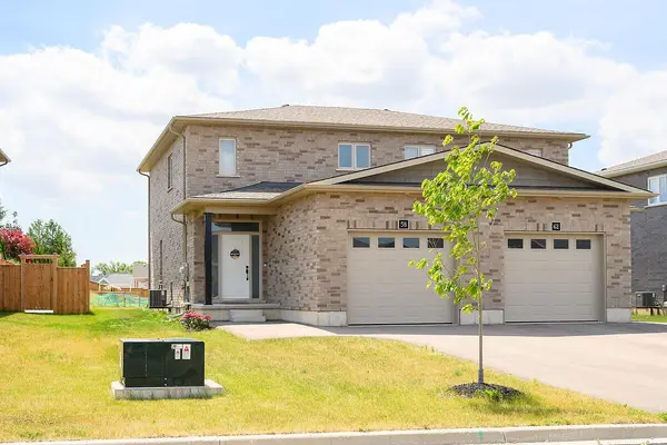 58 Peachleaf LN, Norfolk, ON N0E 1Y0