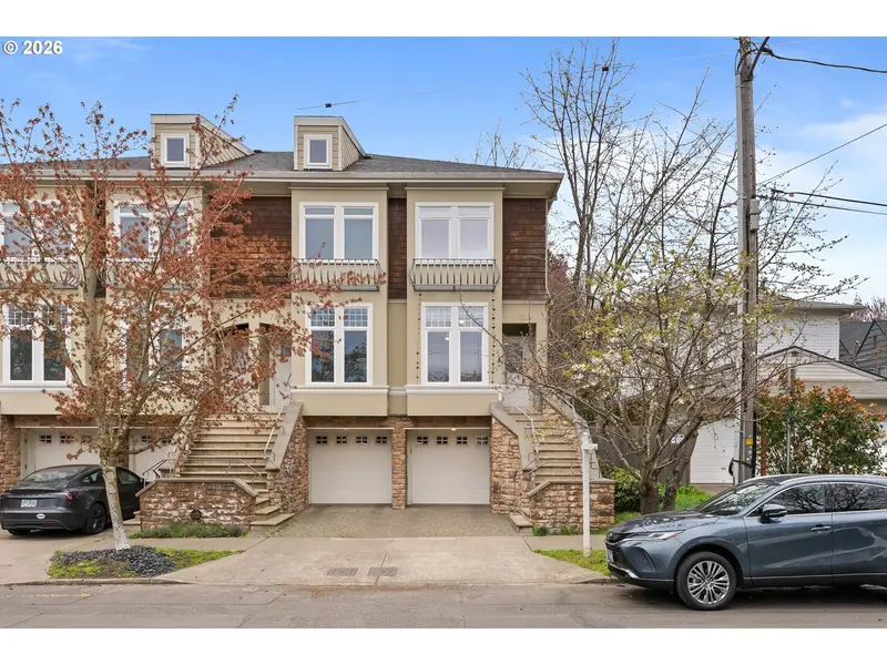 723 NE TILLAMOOK ST, Portland, OR 97212