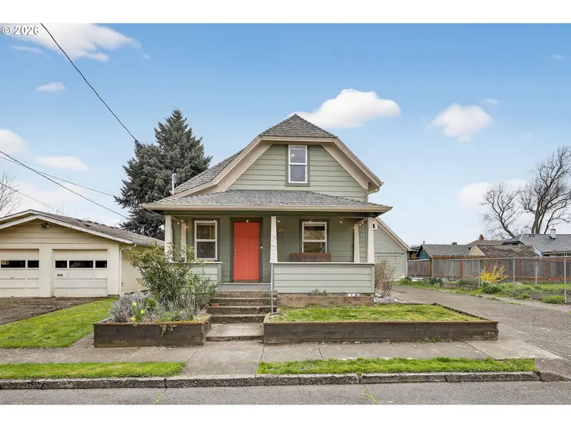 352 NE 21ST ST, Salem, OR 97301