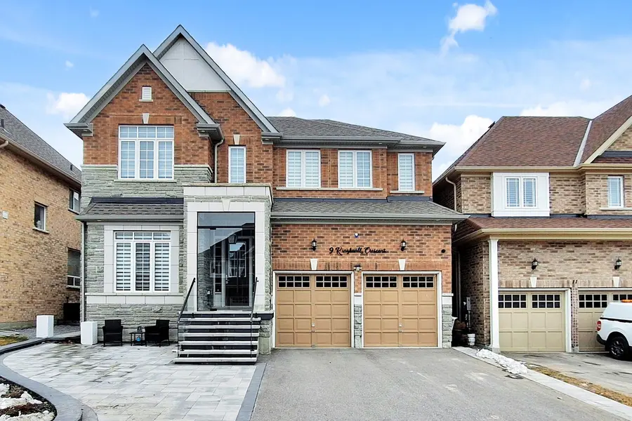 9 KINGKNOLL CRES, Georgina, ON L4P 0H6