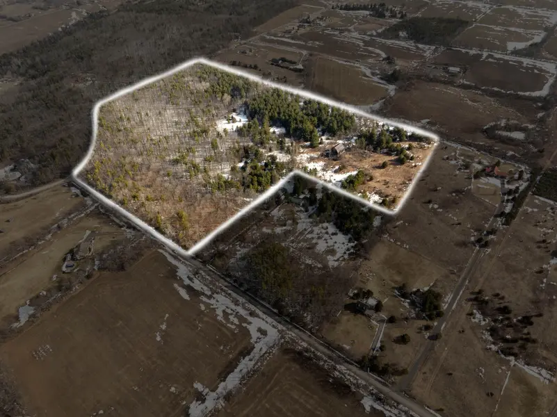 262 Golf Course RD W, Quinte West, ON K0K 3E0