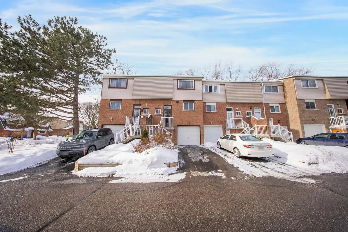 1655 Geta CIR #2, Pickering, ON L1V 3B5