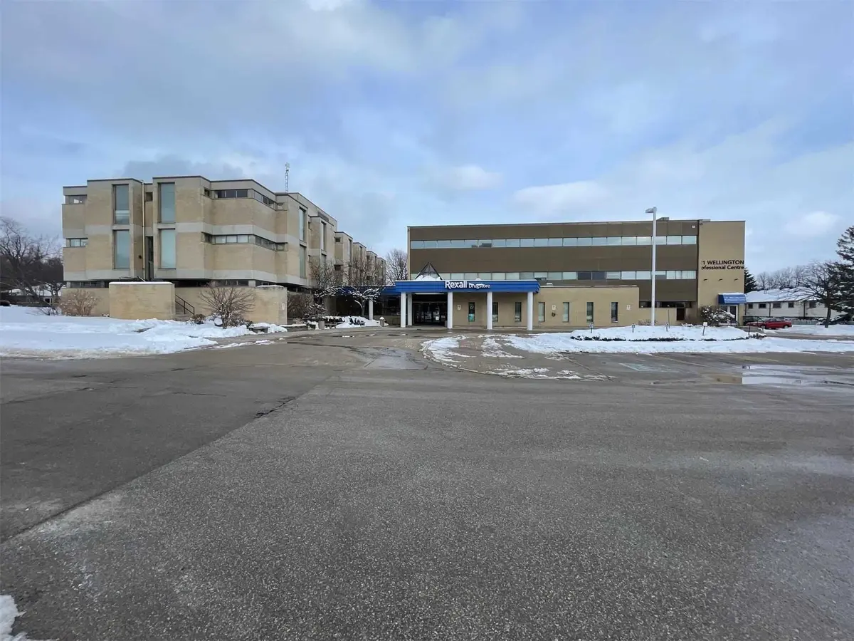 121 Wellington ST W #200, Barrie, ON L4N 1L2