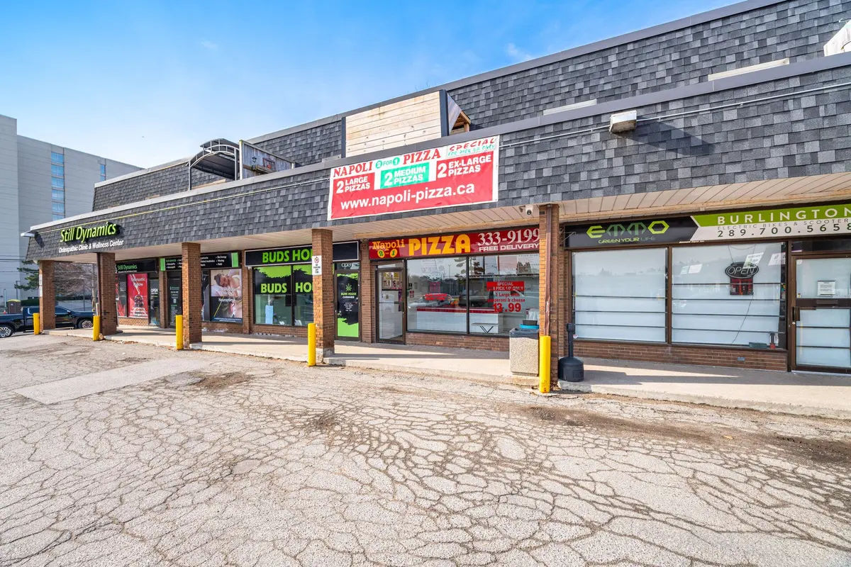 5291 Lakeshore RD, Burlington, ON L7L 1C7