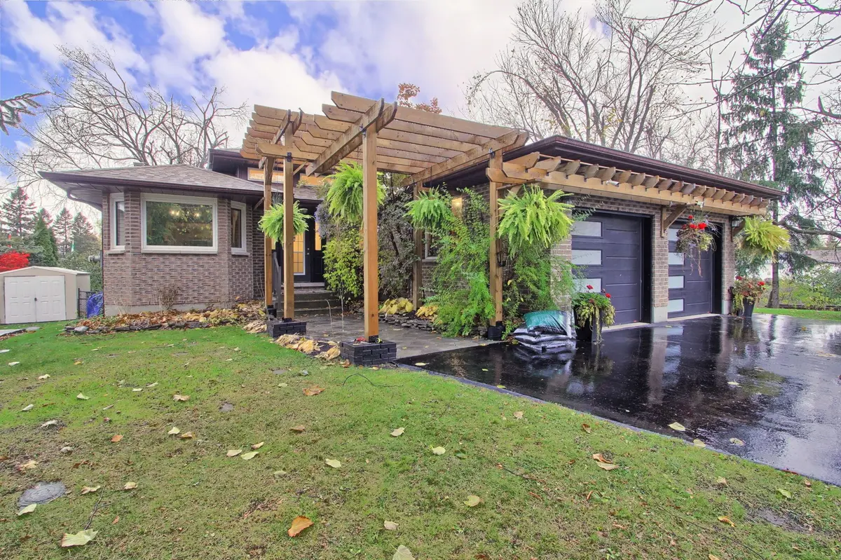 24 Maple Grove RD, Kawartha Lakes, ON K9V 4R6