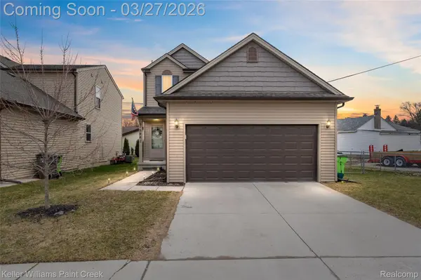 15842 Athens AVE, Clinton Charter Township, MI 48035