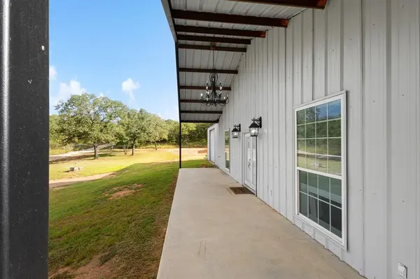 335 Ponderosa Street, Bowie, TX 76230